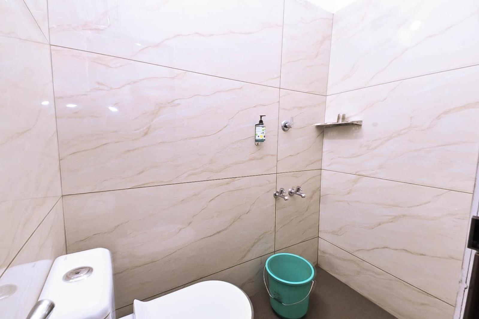 Nirupama,Hotel Aluva 700 Mtr From Aluva Railway Station Alwaye Εξωτερικό φωτογραφία