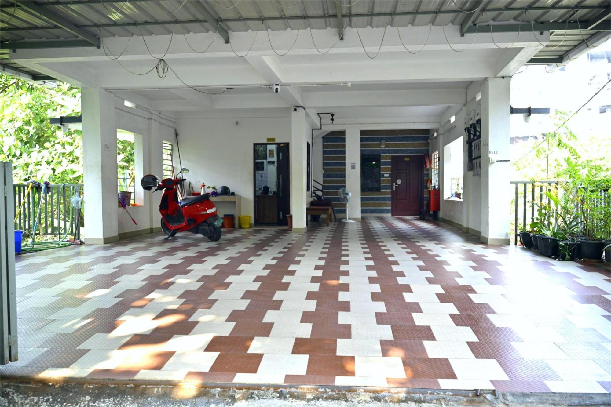 Nirupama,Hotel Aluva 700 Mtr From Aluva Railway Station Alwaye Εξωτερικό φωτογραφία